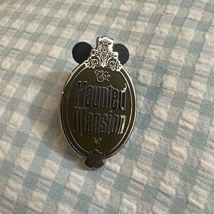 Disney Haunted Mansion pin